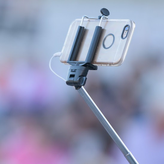 Aerb Wired Monopod Selfie Stick